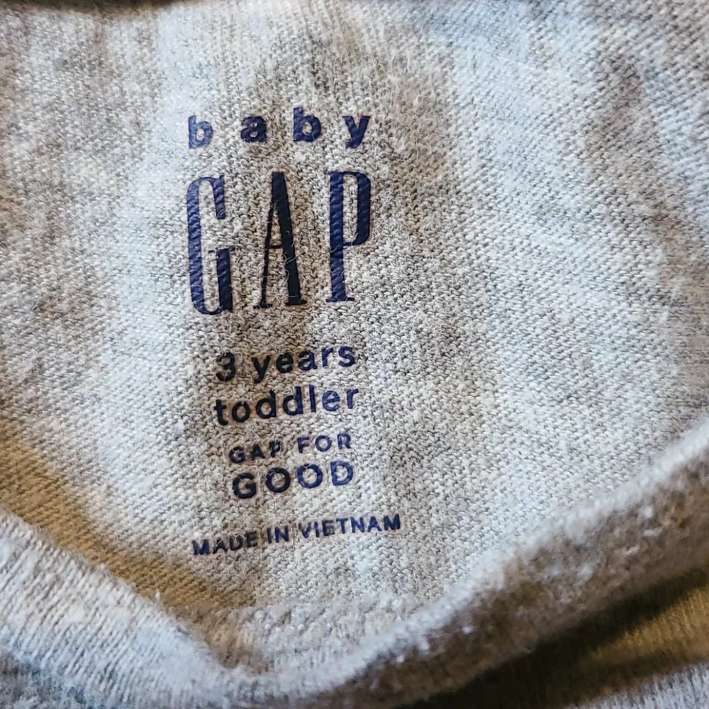 Gap kids unicorn t shirt